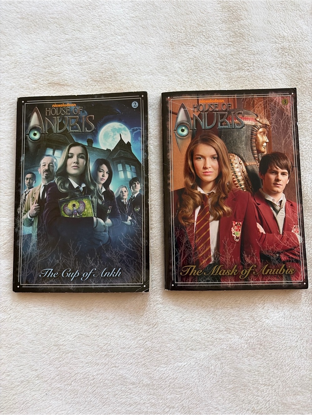 Nickelodeon House of Anubis Book 2 and Book 3